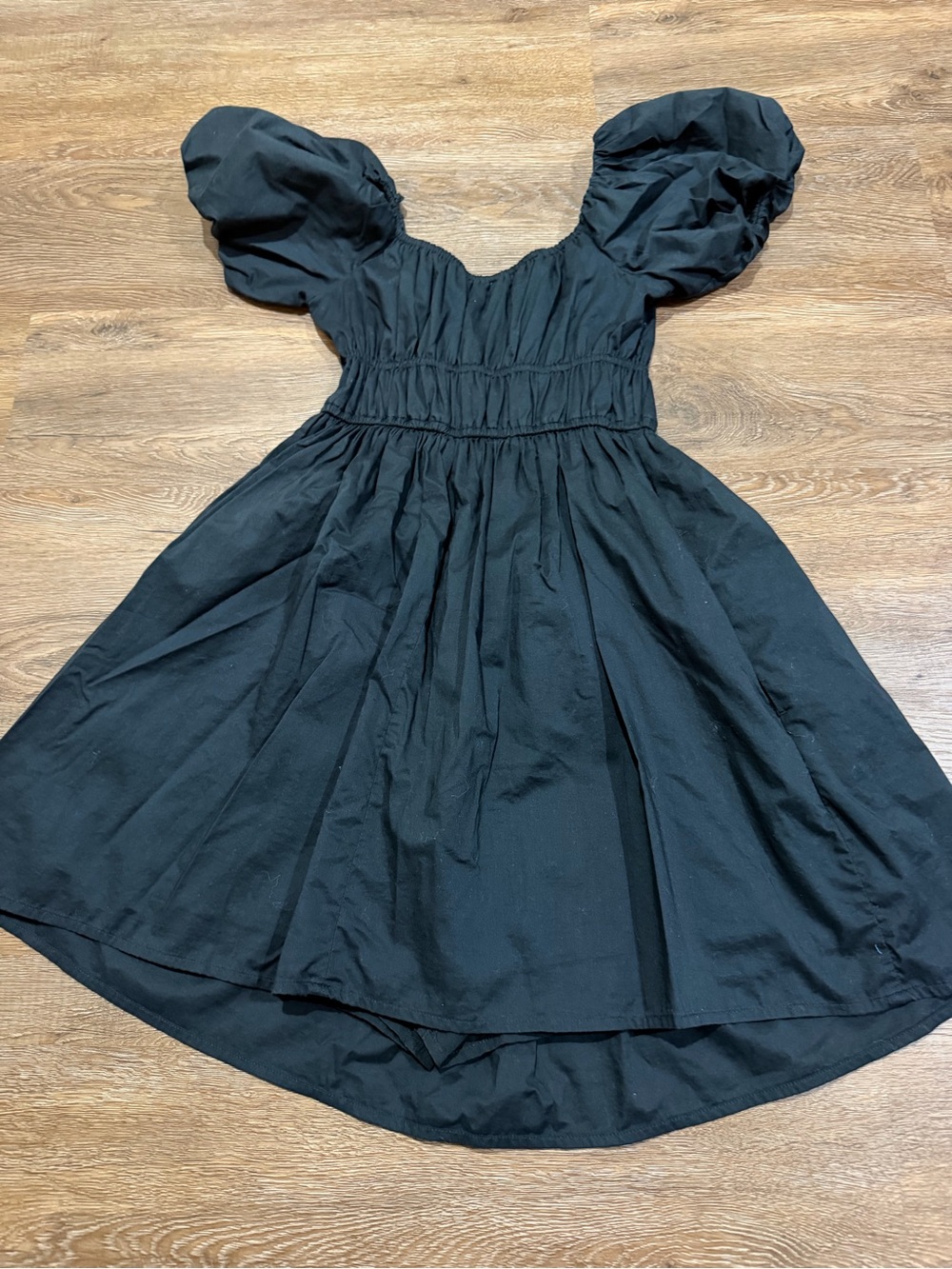 Hollister Black Puff-Sleeve Smocked Waist Mini Dress Size Small - Picture 7 of 8